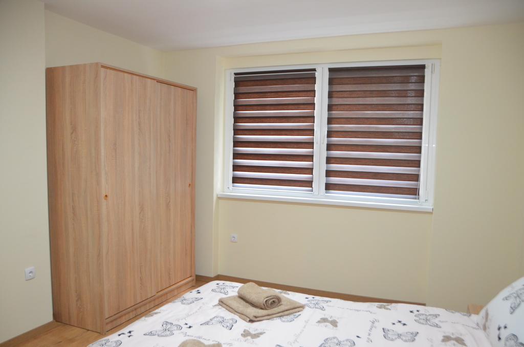 Apartment Marija Sremska Mitrovica Esterno foto